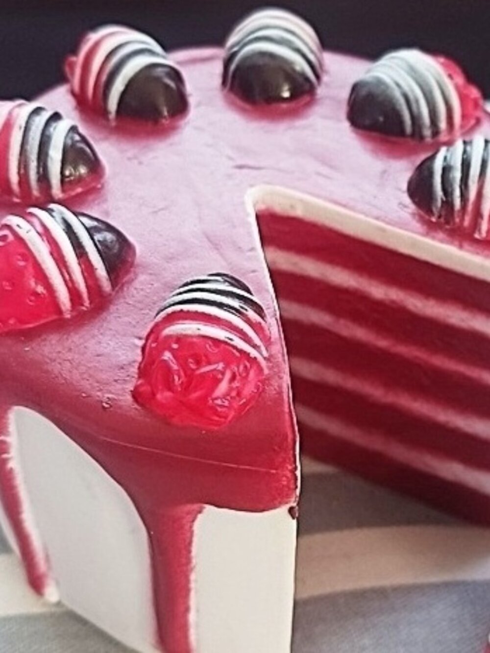 Our Generation Food Toy ~ Red Velvet Cake + Blueberry Pie